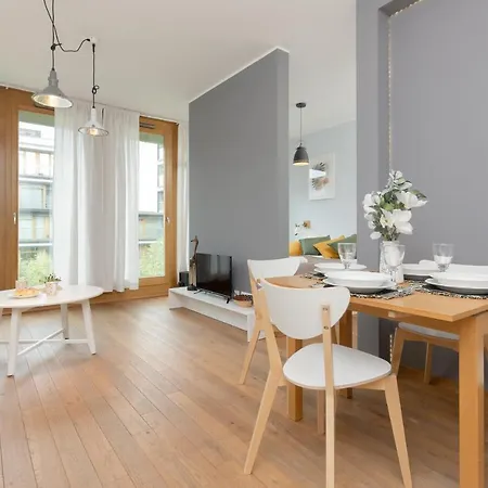 Lejlighed Cozy & Sunny For 4 Guests Kolejowa By Renters