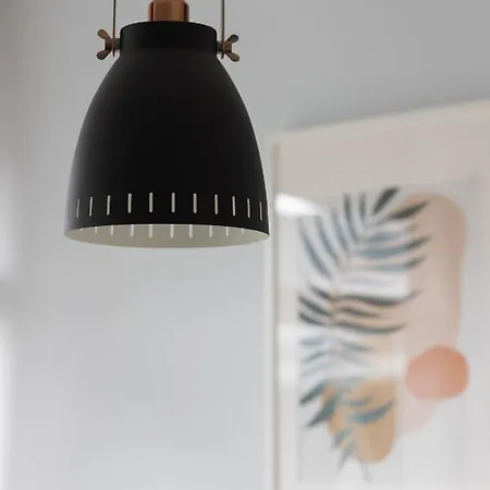 Cozy & Sunny For 4 Guests Kolejowa By Renters *