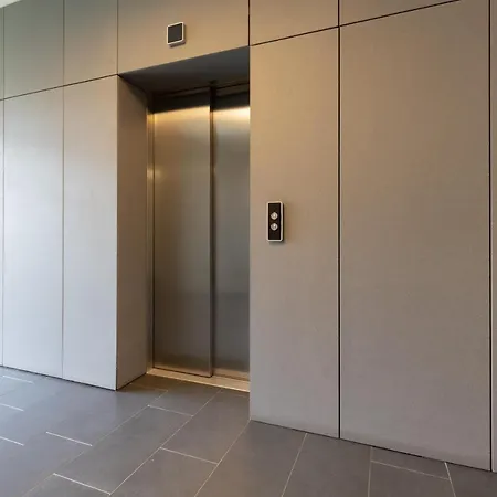 Cozy & Sunny For 4 Guests Kolejowa By Renters *